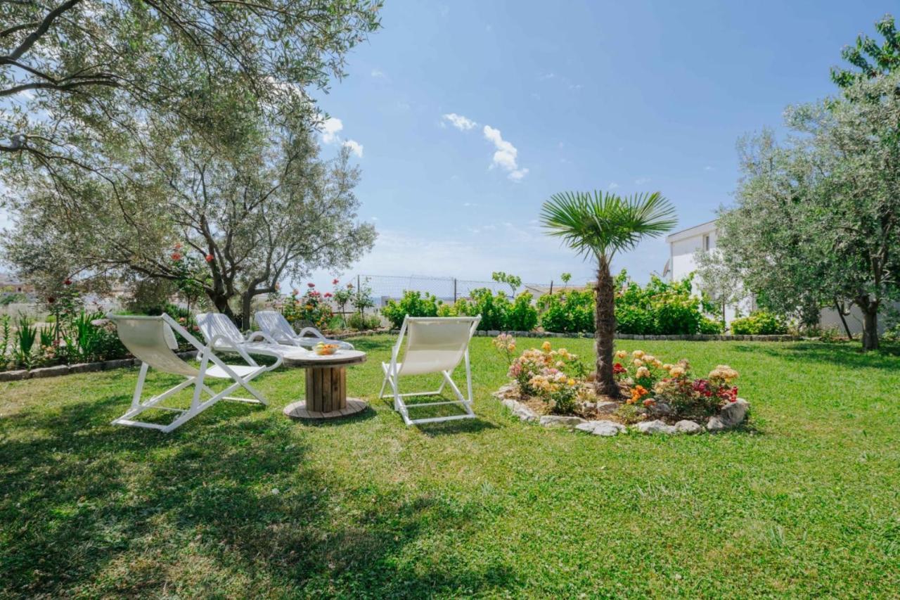 Sea Garden Apartments دوبرا فوفا المظهر الخارجي الصورة